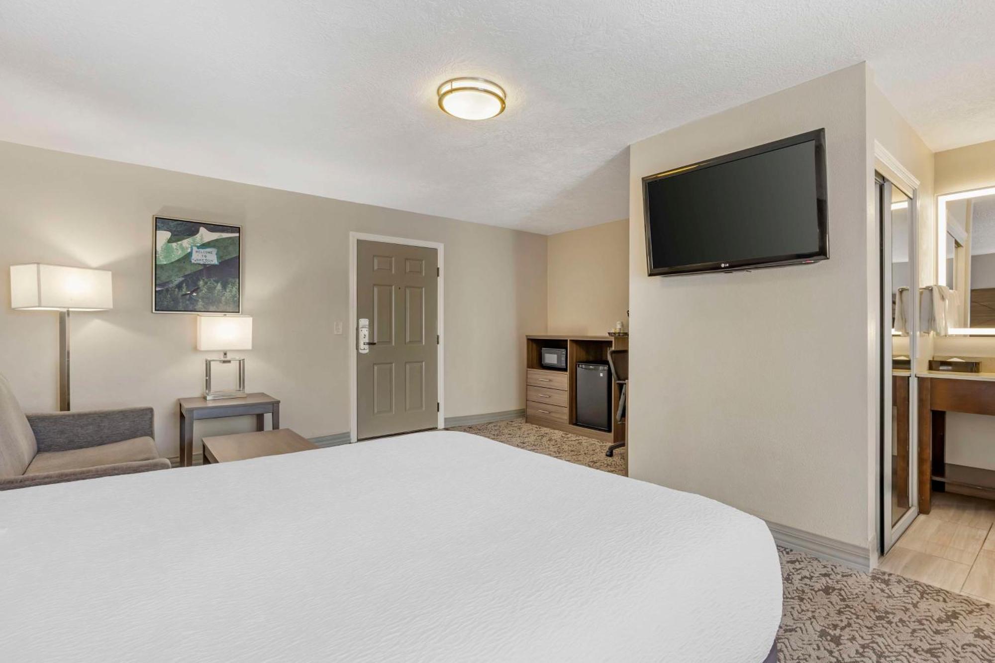 Western Grand Manor Hotel